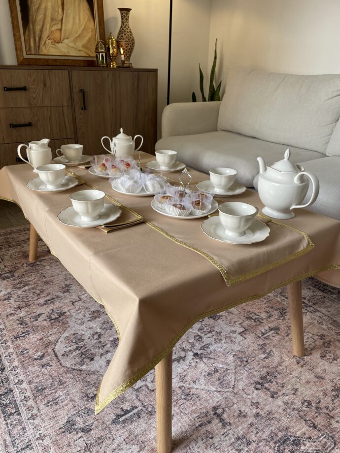 ⁦Pack table basse ( nappe + chemin de table + 6 serviettes)⁩ - الصورة ⁦4⁩